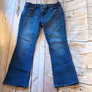 Levi's boot cut 515 medium wash jeans 14 Medium